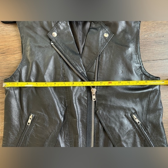 LF Stores Leather Moto Vest - Edgy Moto Style Meets Chic Fashion - Picture 10 of 10